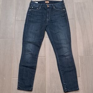 MOTHER High Waisted Looker Crop Size 26